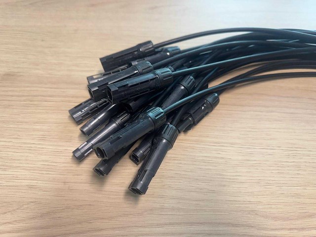 Longi - mc4 - set van 20 verlengkabels (58 cm) t.b.v. zonnepanelen - afbeelding 1 van  5