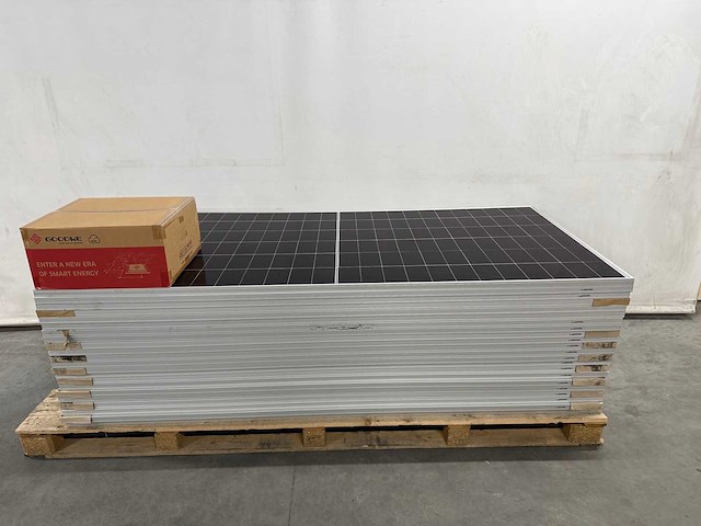 Longi - set van 22 zonnepanelen (645 wp) - goodwe 15 kw omvormer - afbeelding 1 van  8