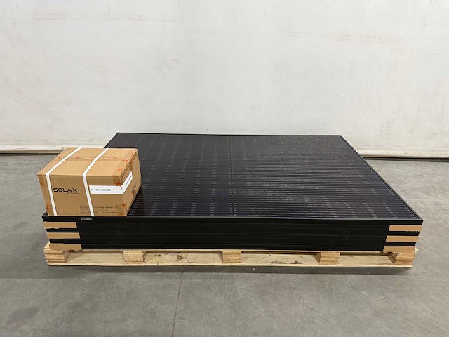 Longi - set van 6 zonnepanelen (410 wp) - solax 2.5 kw omvormer - afbeelding 1 van  11