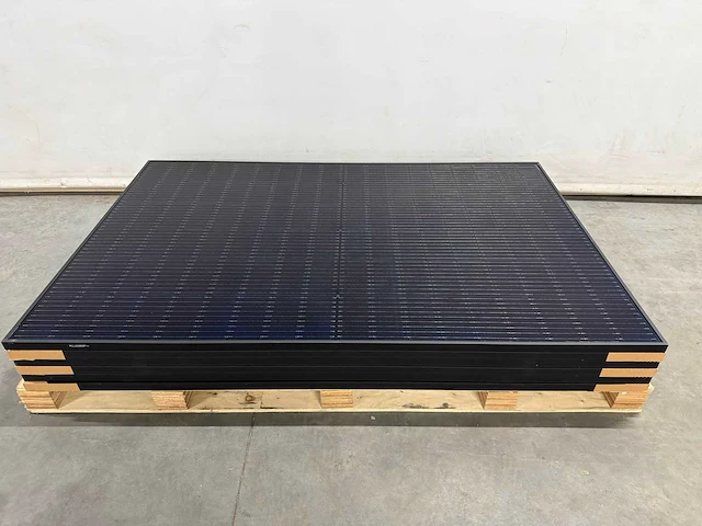 Longi - set van 6 zonnepanelen (410 wp) - solax 2.5 kw omvormer - afbeelding 5 van  11