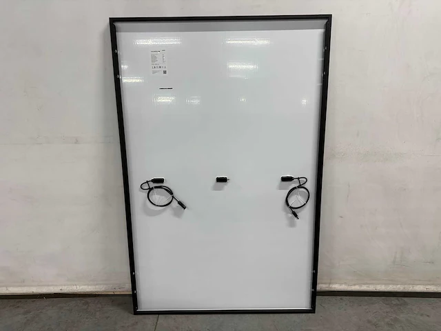 Longi + dyness - set van 20 zonnepanelen - hybride omvormer - 14,2 kwh batterij - afbeelding 6 van  11