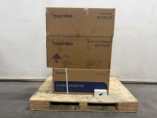 Longi + hoymiles - set van 10 zonnepanelen - hybride omvormer - 5,12 kwh batterij - afbeelding 2 van  9