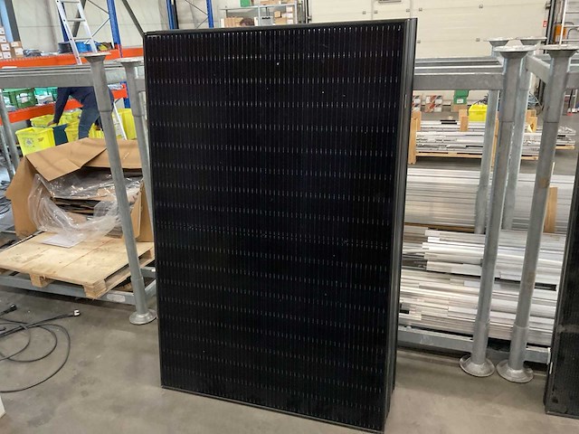 Longi lr5-54hib-405m zonnepanelen (11x) - afbeelding 1 van  2