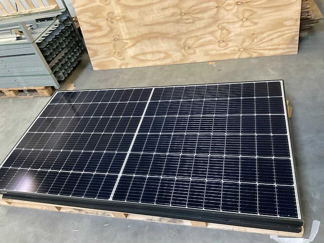 Longi lr5-66hphh-505m zonnepaneel (4x) - afbeelding 1 van  5