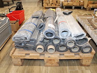 Lood in diverse diktes en lengtes. ruim 700 kg op pallet.