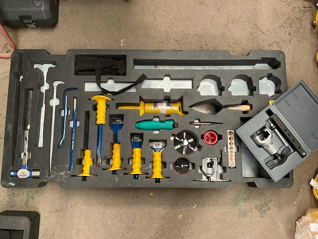 Loodgieters gereedschap - afbeelding 1 van  4
