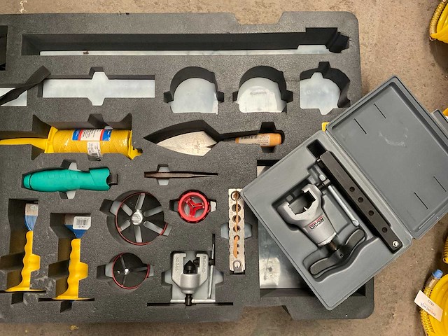 Loodgieters gereedschap - afbeelding 3 van  4