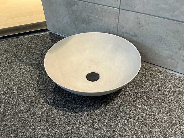 Looox - betonlook waskom 40 cm - afbeelding 1 van  8