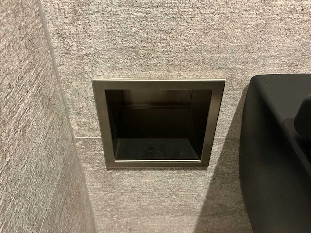 Looox - closed - inbouw reserverolhouder - afbeelding 1 van  4