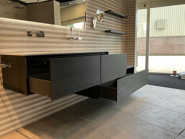 Looox - custom made - badmeubelset 250 cm - afbeelding 16 van  18