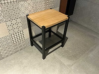 Looox - wooden - kruk - afbeelding 3 van  7