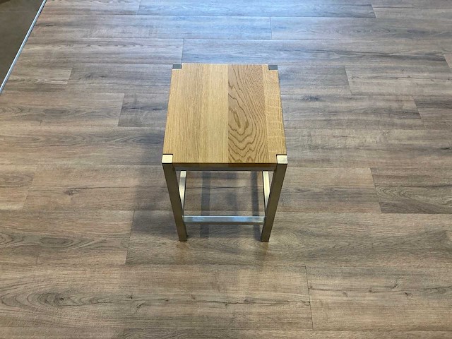 Looox - wooden stool - kruk - afbeelding 6 van  8
