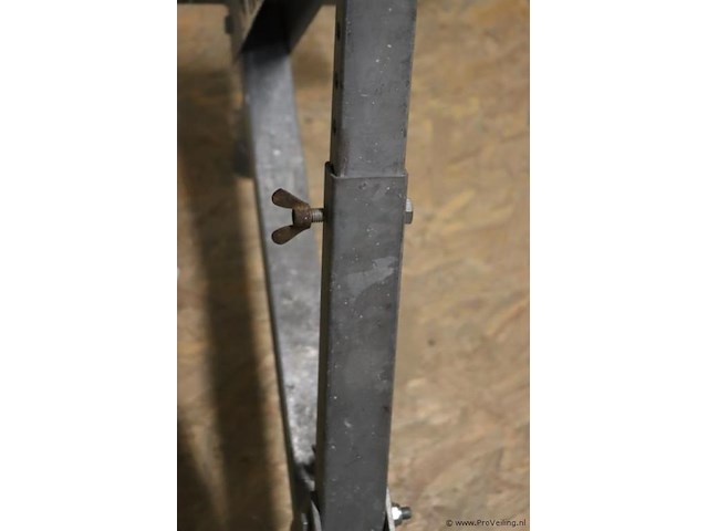 Loopbrug dakbeugels voor schuindak - afbeelding 5 van  6