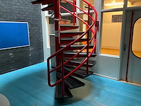 Loopbrug met wenteltrap - afbeelding 2 van  6