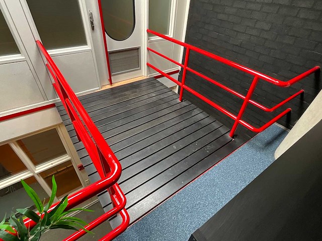 Loopbrug - afbeelding 1 van  5