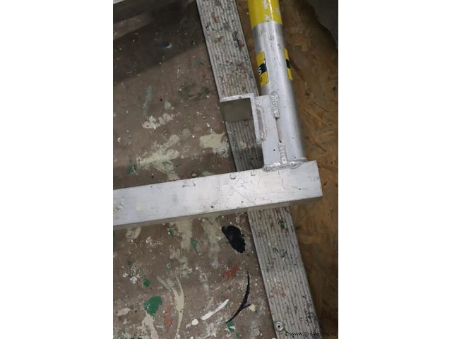 Loopbrug - afbeelding 5 van  9