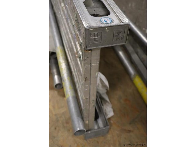 Loopbrug - afbeelding 2 van  8