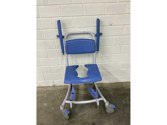 Lopital - tango - verrijdbare douchestoel toiletstoel - afbeelding 3 van  4
