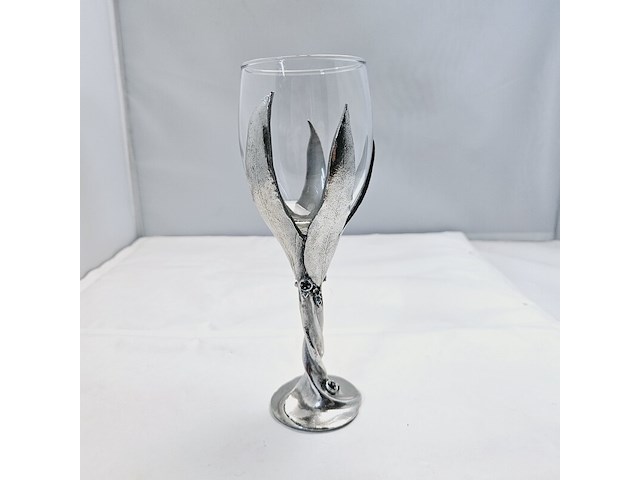 Lord of the rings goblet gum leaf white whine - royal selangor - afbeelding 3 van  7