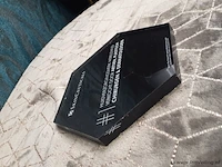 Loreal skinceuticals brochurehouder & skinceuticals wandbord - afbeelding 5 van  5