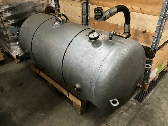 Lorivan galvaniseerde buffertank - afbeelding 1 van  6