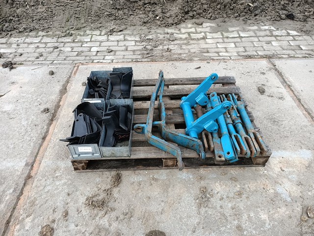 Losse onderdelen, new holland - afbeelding 1 van  5