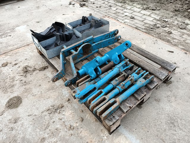 Losse onderdelen, new holland - afbeelding 2 van  5
