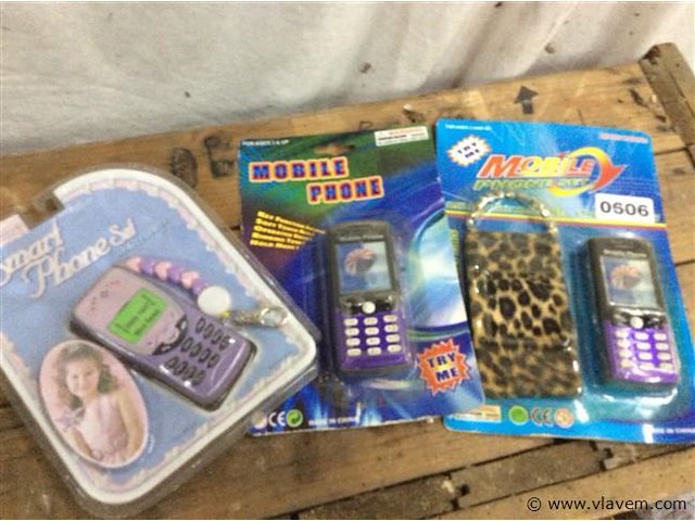 Lot 3st telefoontjes - afbeelding 1 van  2