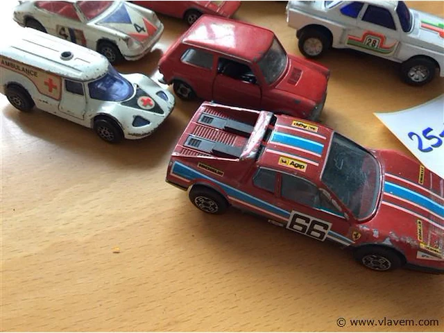 Lot auto's divers - afbeelding 2 van  4