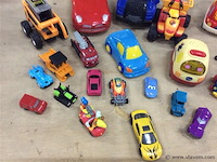 Lot auto's - afbeelding 3 van  3