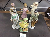 Lot beeldjes - afbeelding 1 van  2