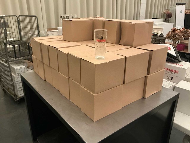 Lot bierglazen (288x) - afbeelding 1 van  3