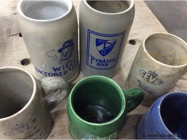 Lot bierkruiken - afbeelding 2 van  2