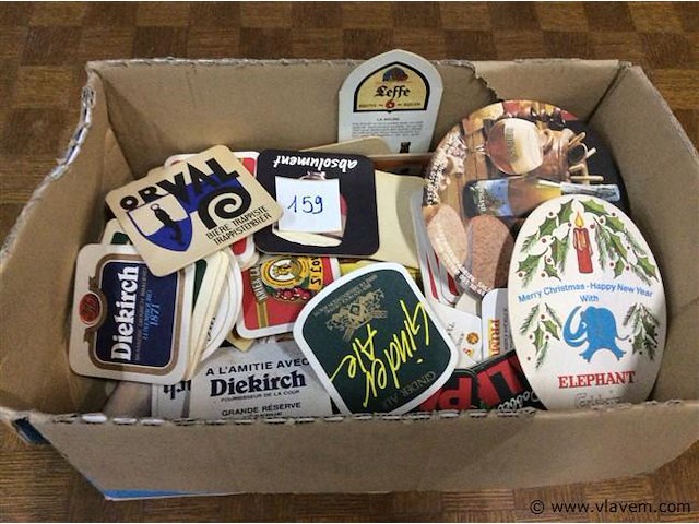 Lot bierviltjes - afbeelding 1 van  2