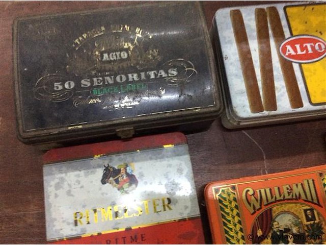 Lot blikken dozen ( rookwaren) - afbeelding 3 van  3