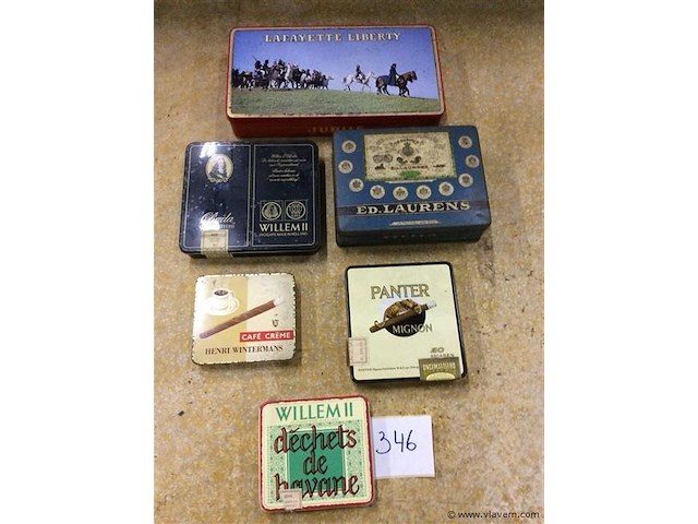 Lot blikken dozen sigaren - afbeelding 1 van  2