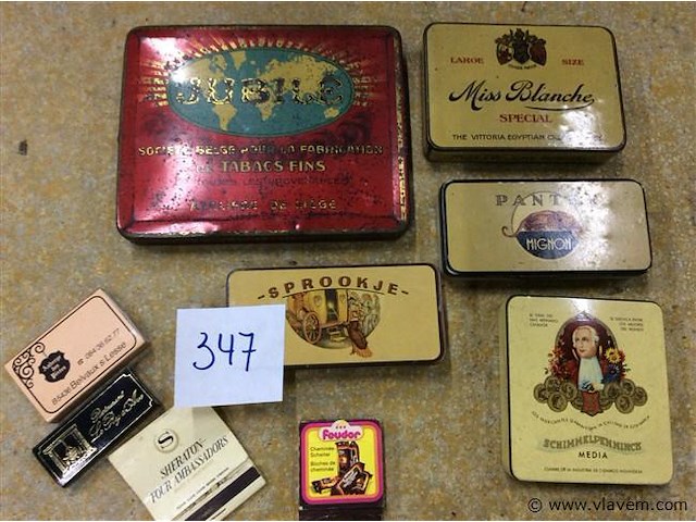 Lot blikken dozen sigaren - afbeelding 1 van  3