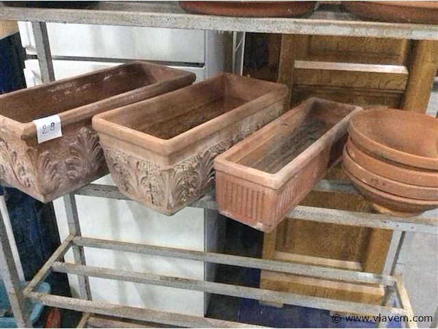 Lot bloembakken - afbeelding 1 van  2