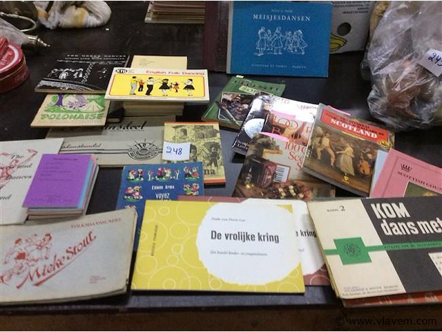 Lot boeken dansen - afbeelding 1 van  4