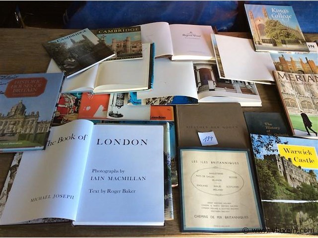 Lot boeken engeland divers - afbeelding 1 van  4