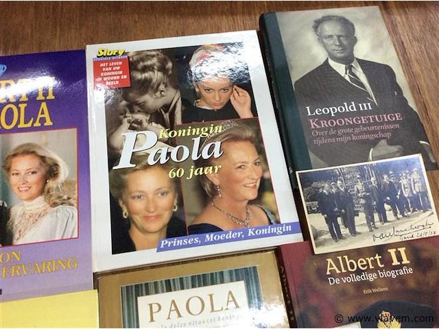 Lot boeken royals - afbeelding 2 van  4