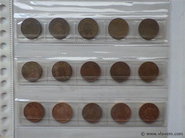 Lot britse munten one pence - afbeelding 3 van  5