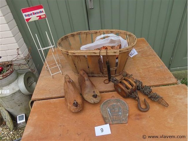 Lot brocante - afbeelding 1 van  3