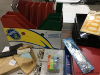 Lot bureaumateriaal - afbeelding 1 van  4