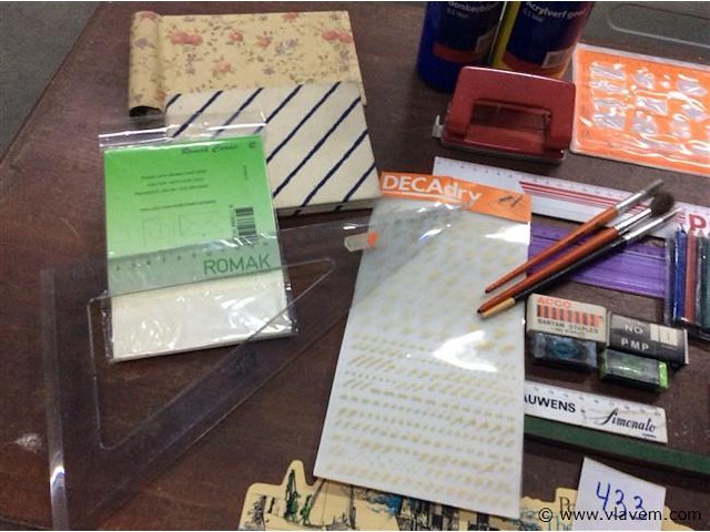 Lot bureaumateriaal - afbeelding 2 van  4