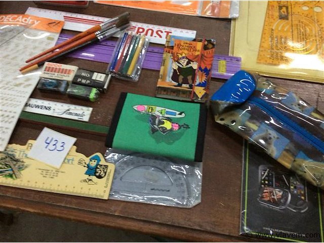 Lot bureaumateriaal - afbeelding 4 van  4