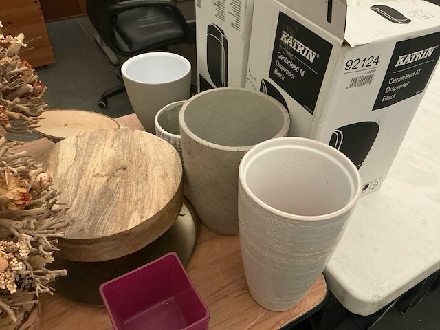 Lot decoratiemateriaal - afbeelding 5 van  7