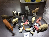 Lot dieren - afbeelding 1 van  3