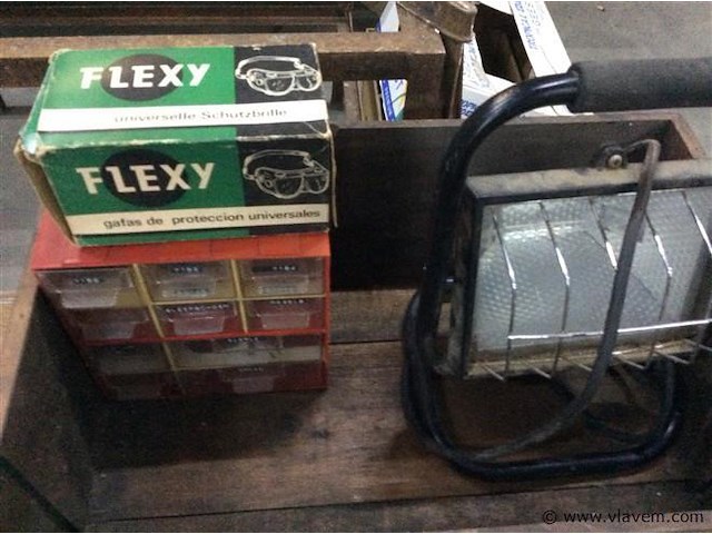 Lot divers werkmateriaal - afbeelding 2 van  3