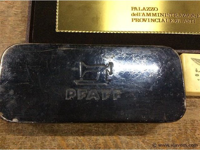 Lot divers - afbeelding 4 van  4